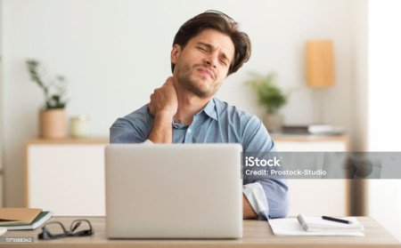 慢性の肩こり(筋緊張性の頭痛含む)や腰痛はお任せください！